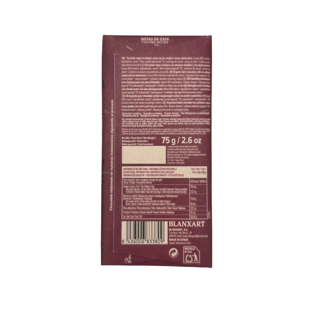 En vegansk och glutenfri kaka mörk choklad från Kongo med 93 % kakao