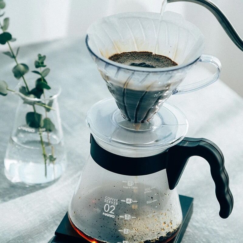 Hario V60 - kaffedripper, kaffekanna, kaffefilter & måttsked - komplett set