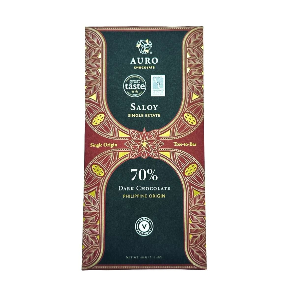 En kaka mörk choklad med smaken Saloy från Auro